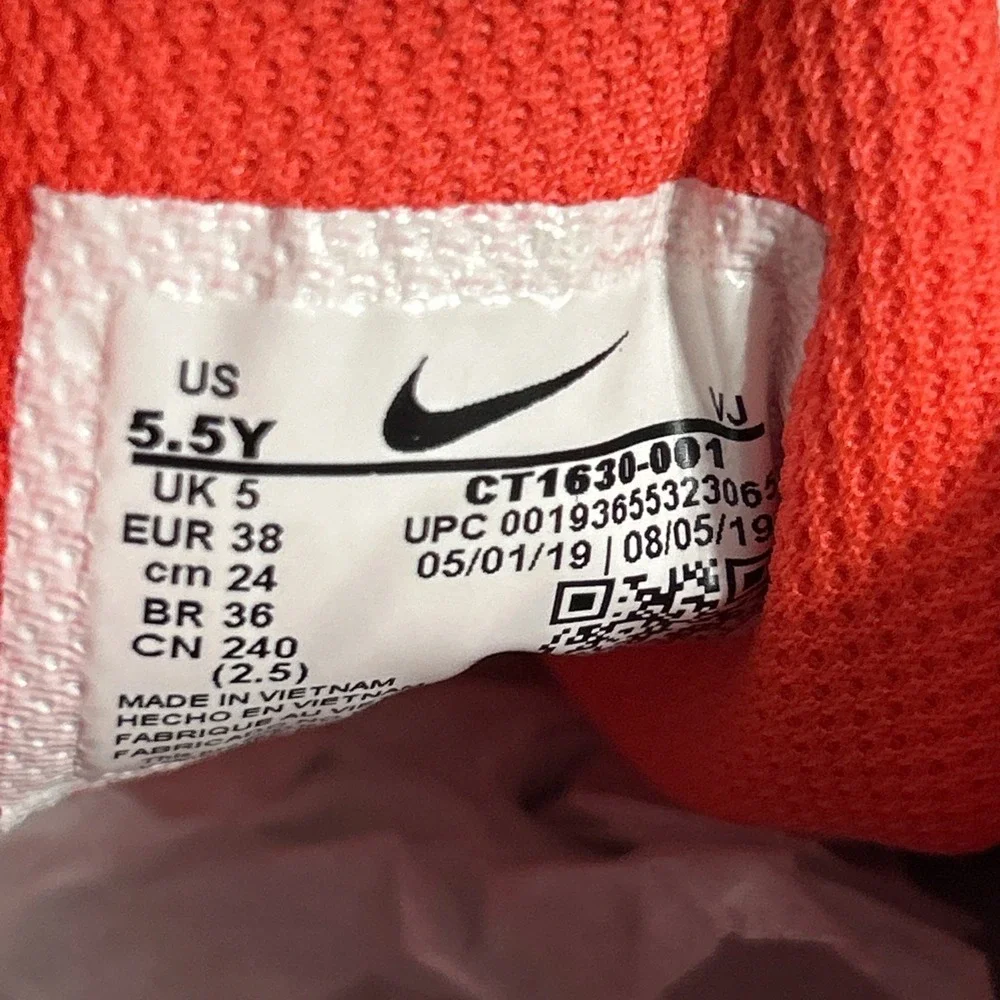 NIKE AIR MAX 270 REACT GRADE SCHOOL US‎ Sz 5.5Y Euro 38 STYLE # CT1630-001
